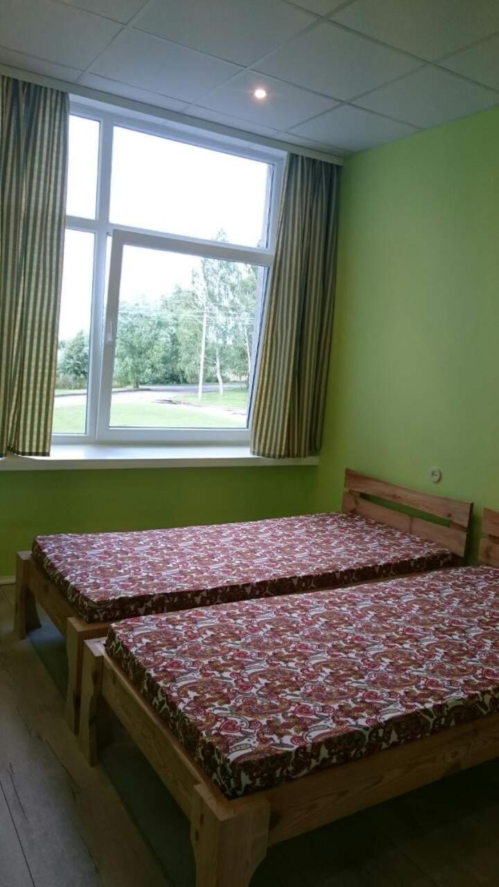 Nakvyne Miroslave Bed and Breakfast Miroslavas Exteriör bild